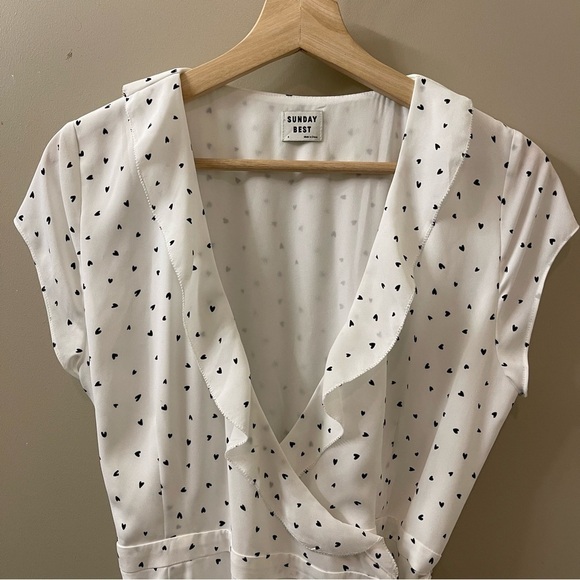 Aritzia Sunday Best Ruffle Wrap mini Dress black and white heart print size 4 - Picture 3 of 8